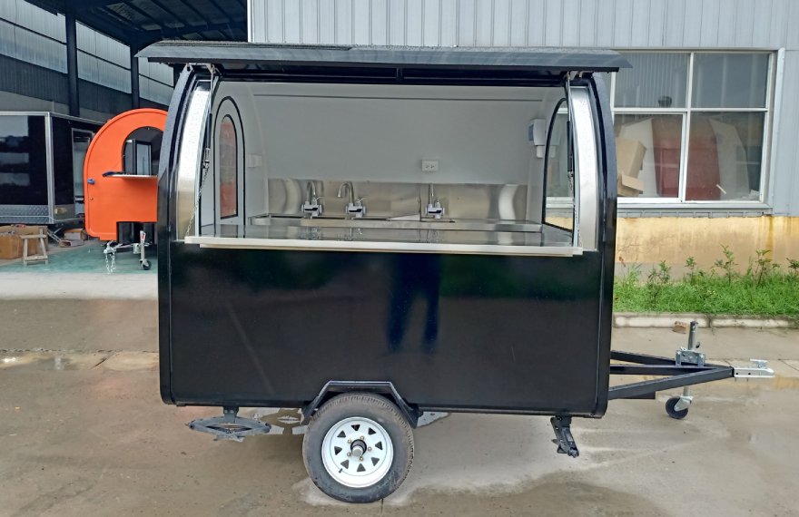 7ft small trailer bar without the food trailer wrap